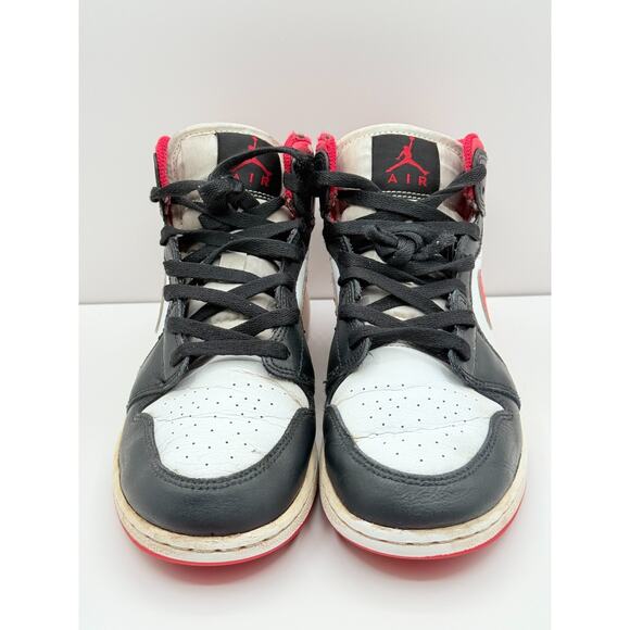 Size 6.5Y Nike Air Jordan 1 Mid Youth White Black Gym Red Shoes DJ4695-122 - Picture 2 of 8